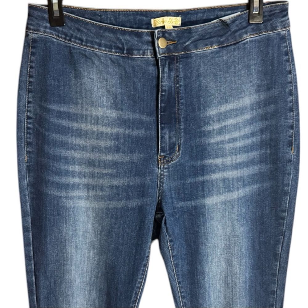Mid Wash Distressed Knee Flare Jeans | High Rise Stretch | Raw Hem | NWT - Picture 11 of 16